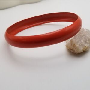 Reddish orange retro 1950s bracelet . B505